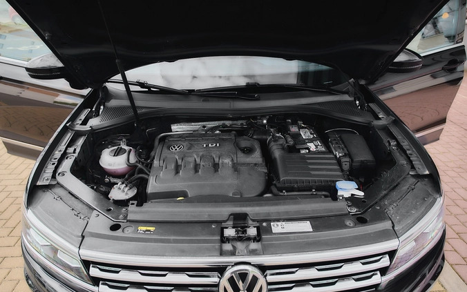 Volkswagen Tiguan cena 79700 przebieg: 213000, rok produkcji 2016 z Płock małe 781